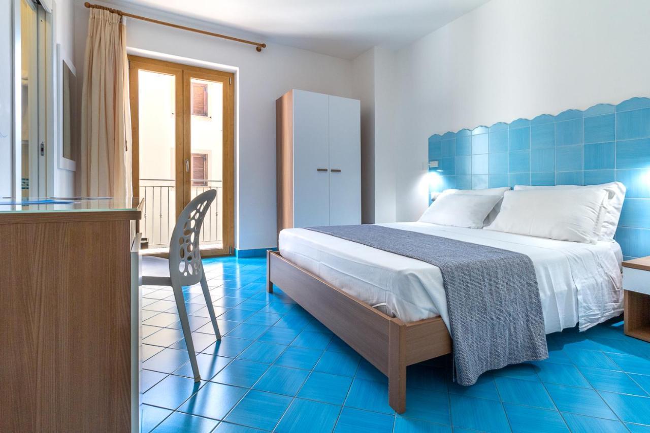 Bed & Breakfast B&B Sperlonga 3*